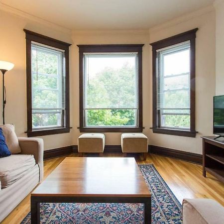 Wrigley Oasis! Steps From The Field! - 3Bd 1Ba Apartment ชิคาโก ภายนอก รูปภาพ