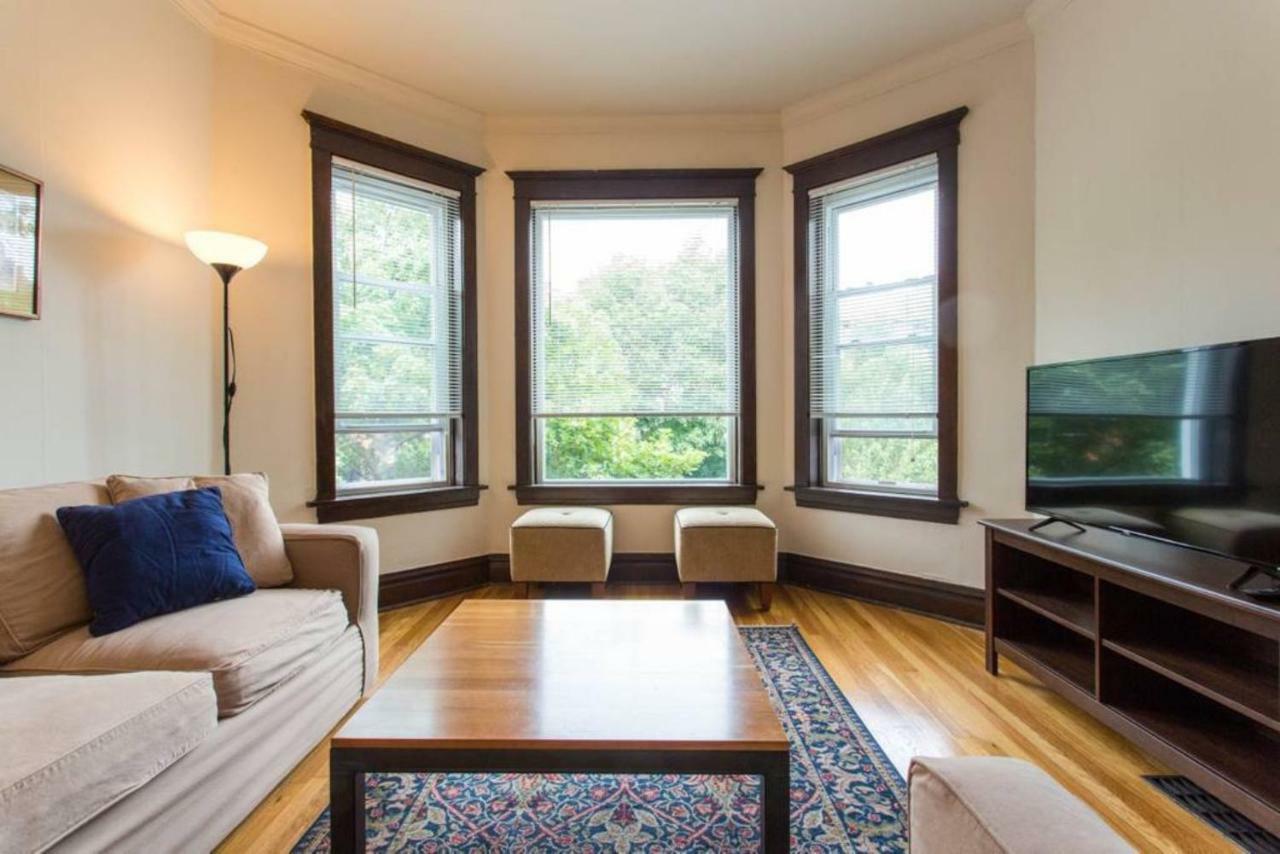 Wrigley Oasis! Steps From The Field! - 3Bd 1Ba Apartment ชิคาโก ภายนอก รูปภาพ